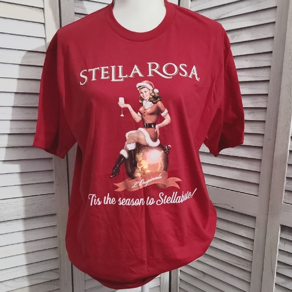 Women's Sexy Pin-Up Santa X-Mas Vintage Style Red Short Sleeve Graphic Tee Large